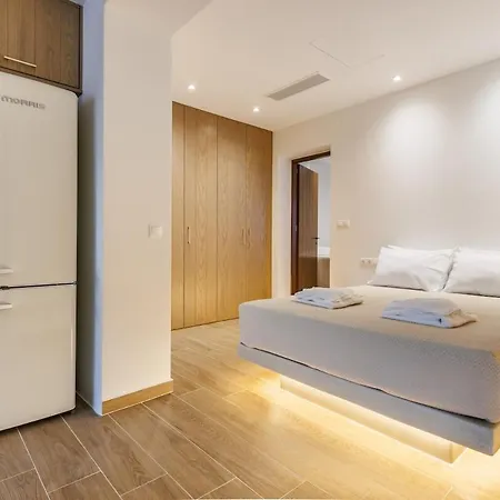 Апартаменты Aurora Zen - *